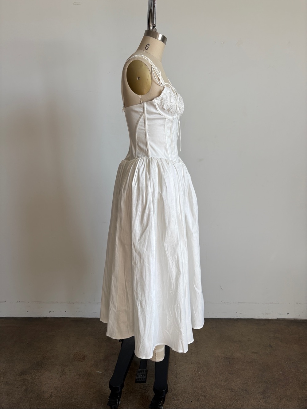 $589 NWT For Love And Lemons “Antoinette” Taffeta Midi Dress in White Sz 8 - Picture 8 of 12